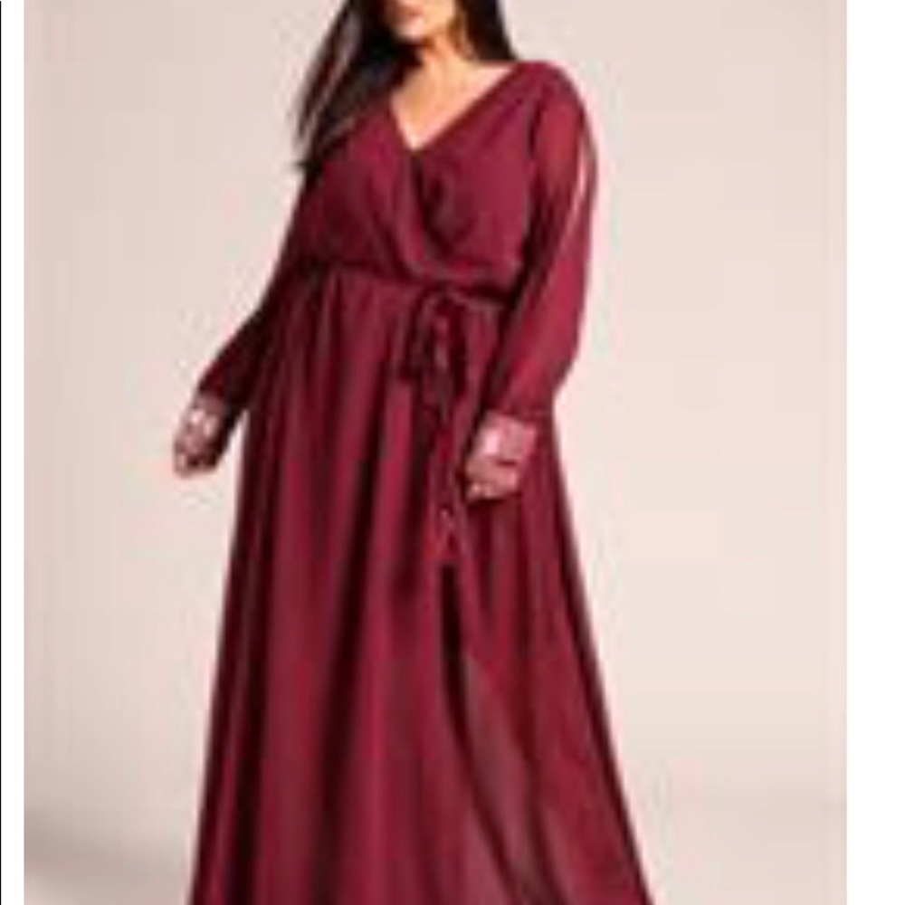 Deb Shops Plus Greek Cold shoulder gown, size 1x - Picture 4 of 6